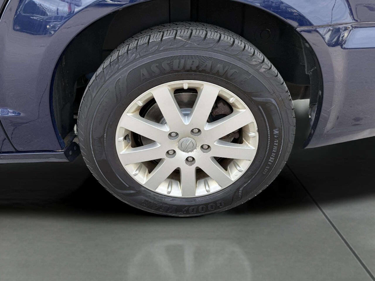 Used 2016 Chrysler Town & Country Touring image 23