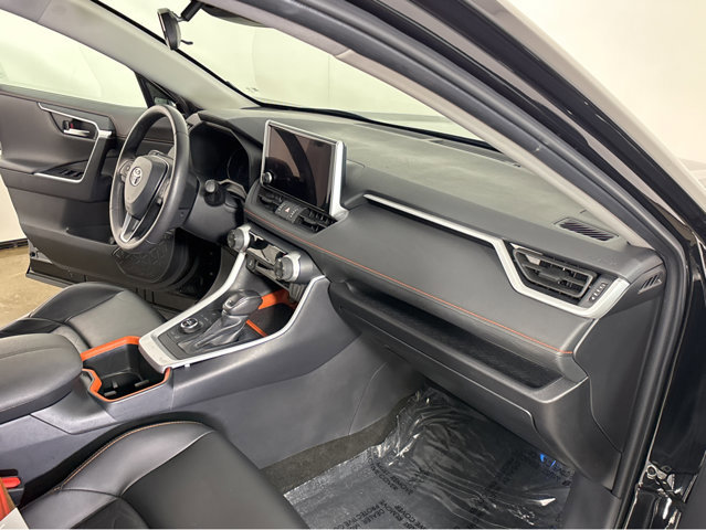 Used 2024 Toyota RAV4 Adventure image 39