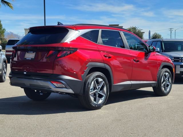 New 2026 Hyundai Tucson SEL image 2