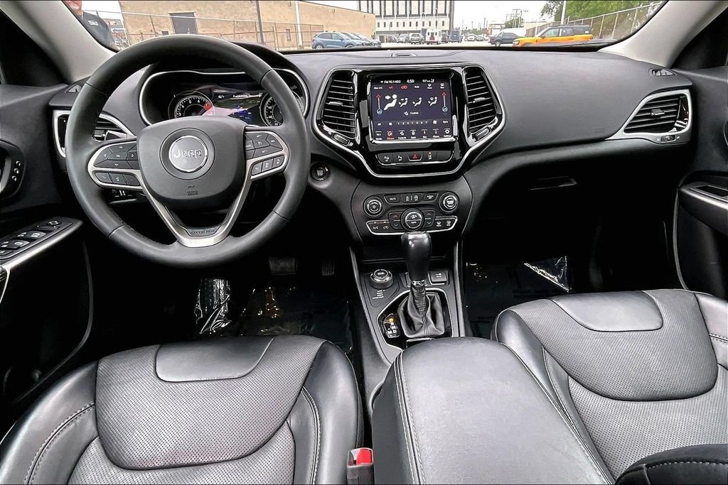 Used 2022 Jeep Cherokee Limited w/ Elite Package AWD/4WD image 14