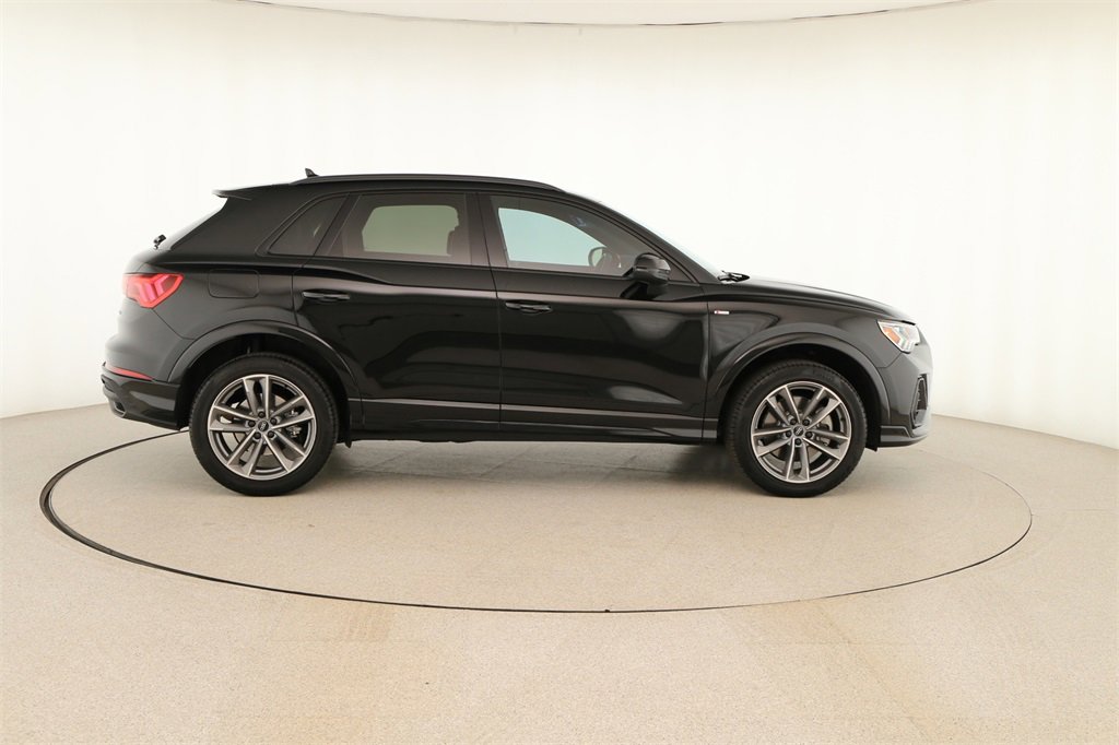 Certified 2024 Audi Q3 2.0T Premium Plus image 8