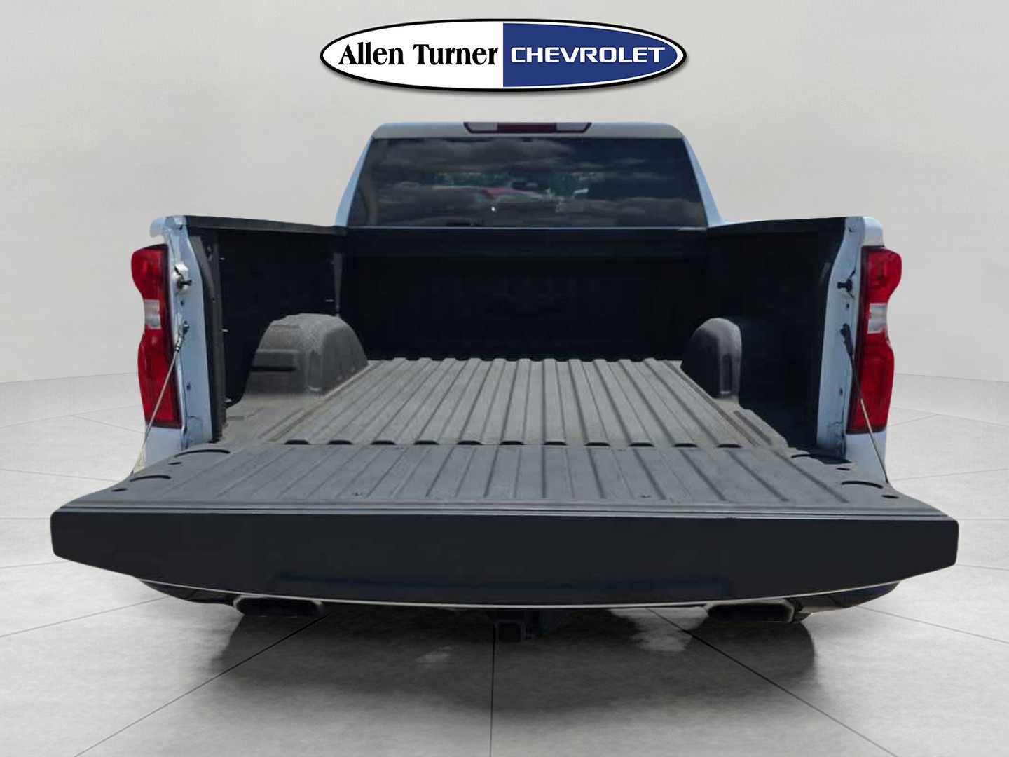 Used 2021 Chevrolet Silverado 1500 LT Trail Boss w/ Bed Protection Package AWD/4WD image 7