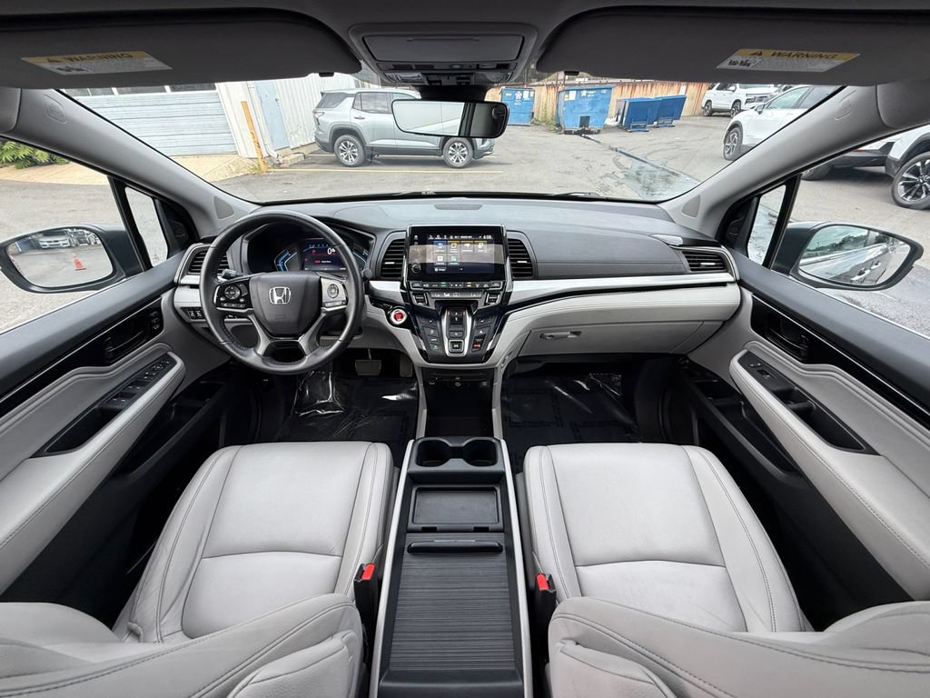 Used 2024 Honda Odyssey Touring image 23