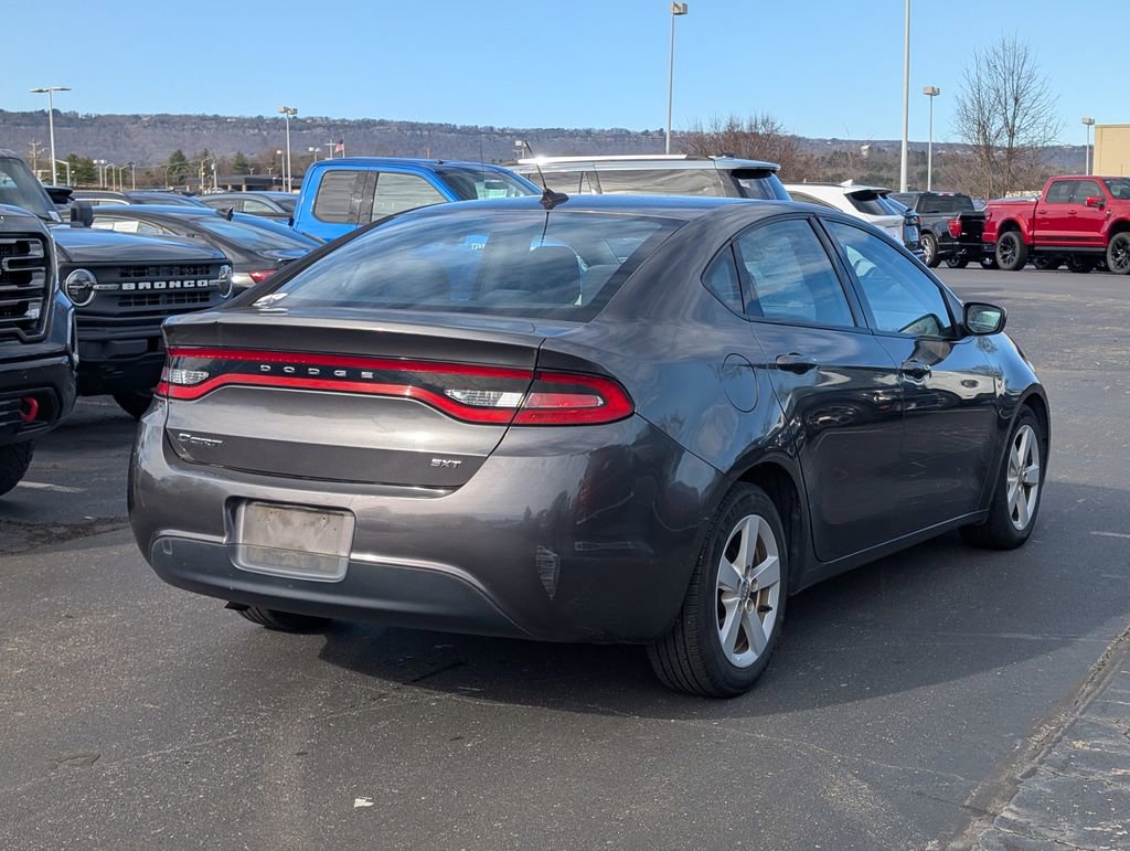 Used 2016 Dodge Dart SXT image 3