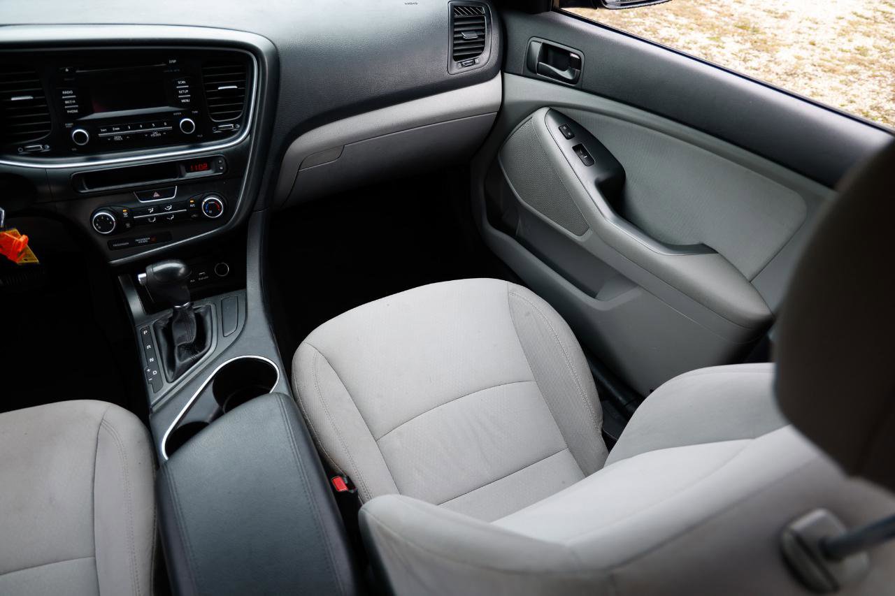 Used 2015 Kia Optima LX FWD image 22