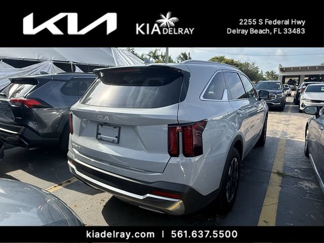 Certified 2024 Kia Sorento S w/ Panoramic Sunroof Package FWD image 7