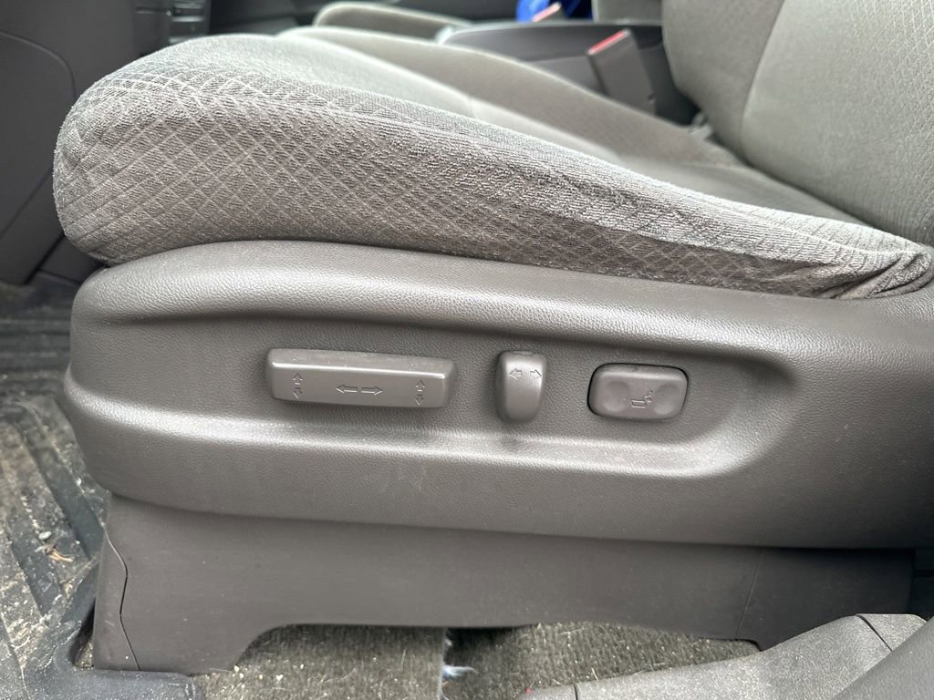 Used 2016 Honda Odyssey SE image 18