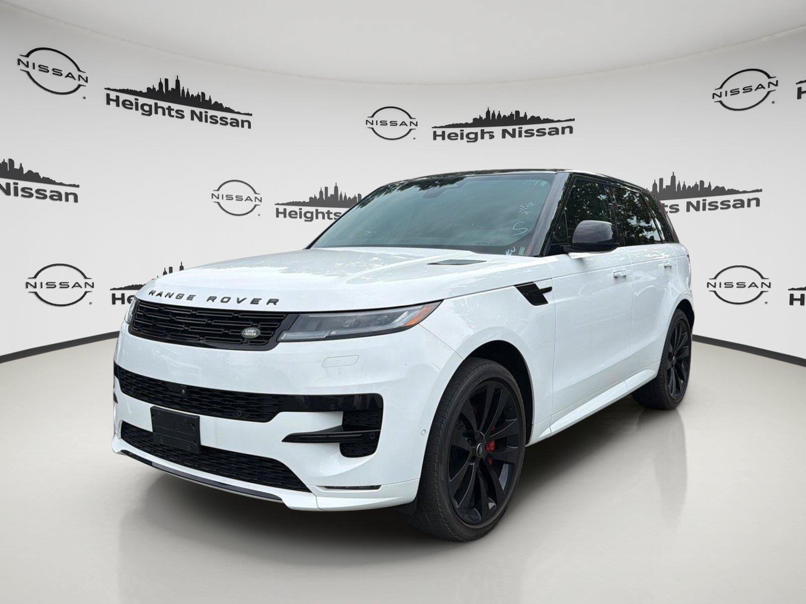 Used 2024 Land Rover Range Rover Sport Dynamic SE AWD/4WD image 1
