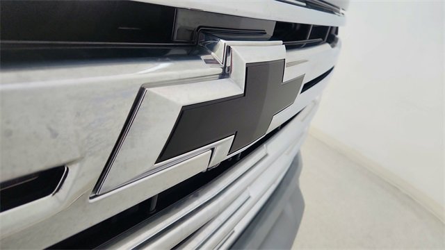 Used 2024 Chevrolet Silverado 3500 High Country image 16