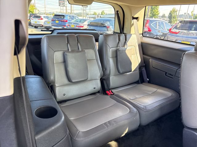 Used 2018 Ford Flex SEL w/ Equipment Group 202A FWD image 12