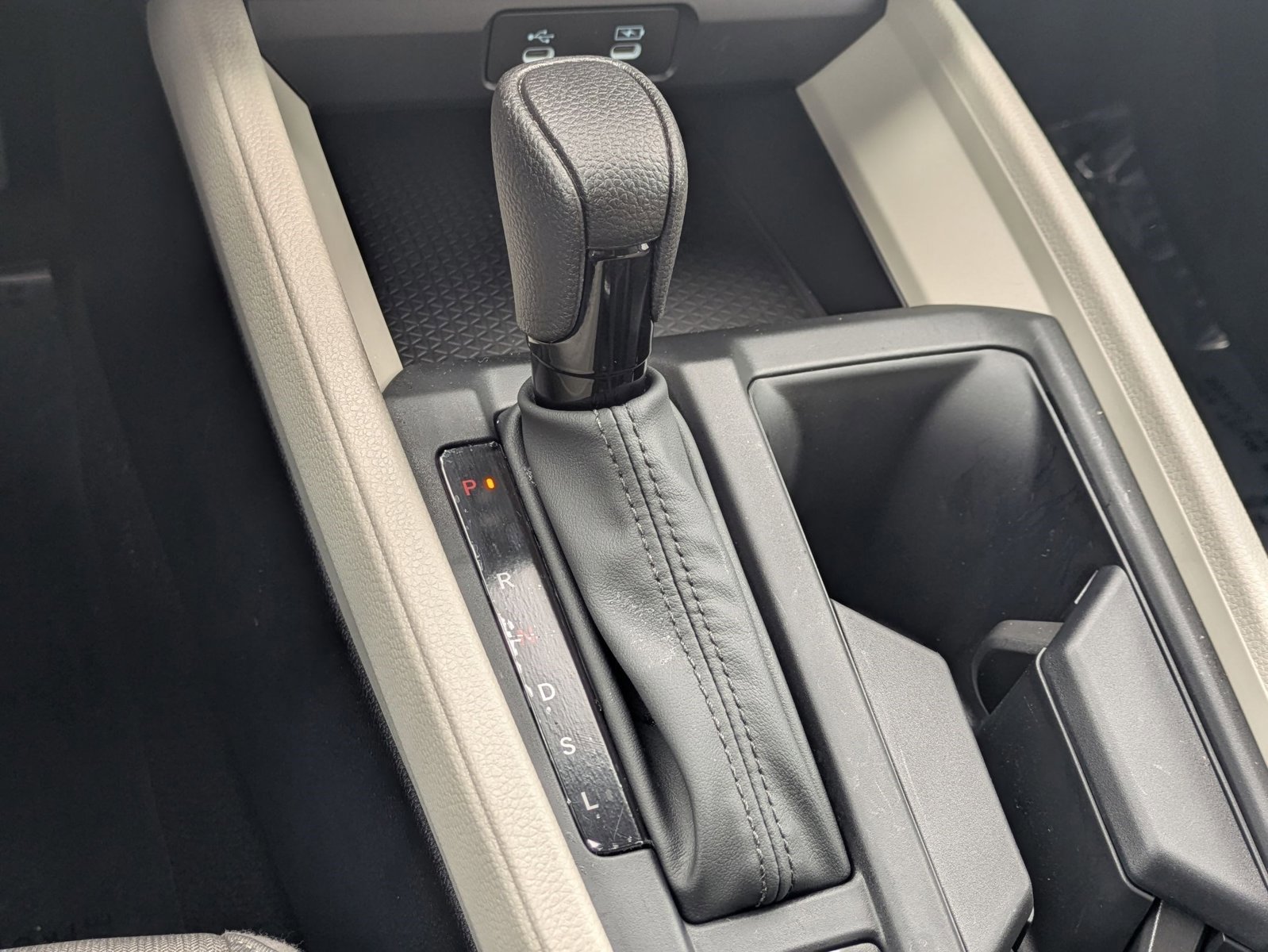 Used 2025 Honda Accord SE image 12