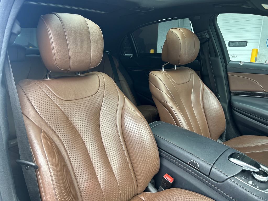 Used 2017 Mercedes-Benz S 550 Sedan image 13