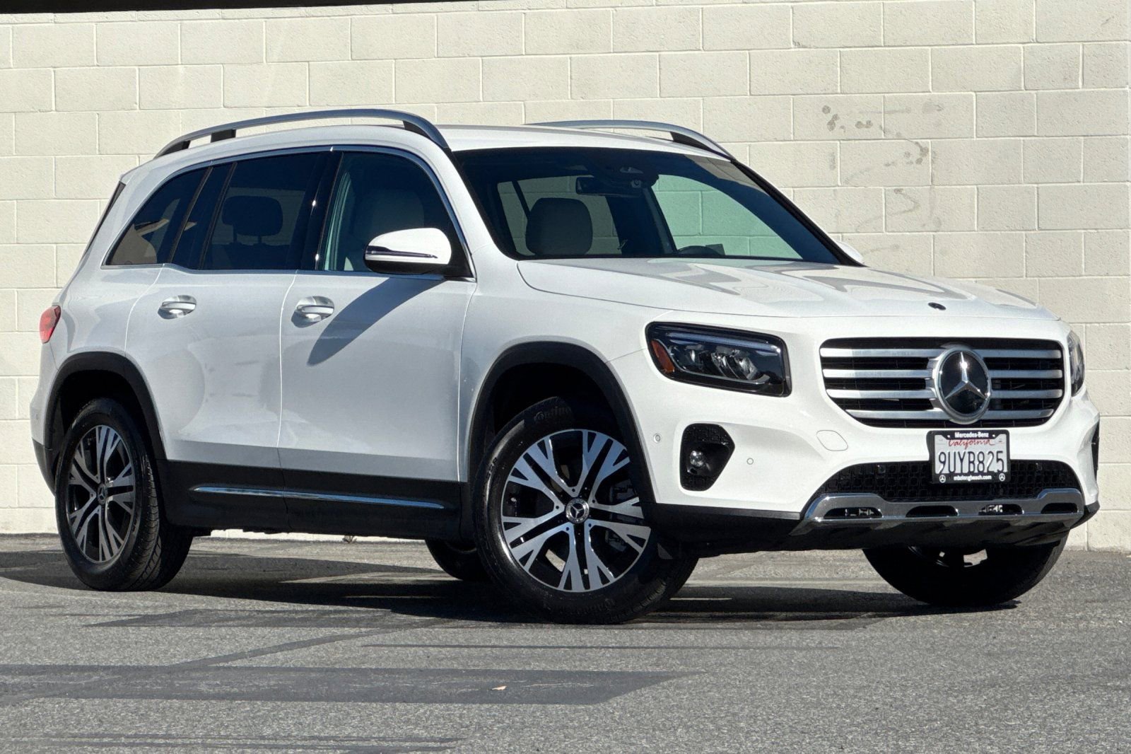 Certified 2025 Mercedes-Benz GLB 250 image 2