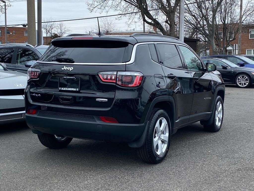 Used 2020 Jeep Compass Latitude image 3