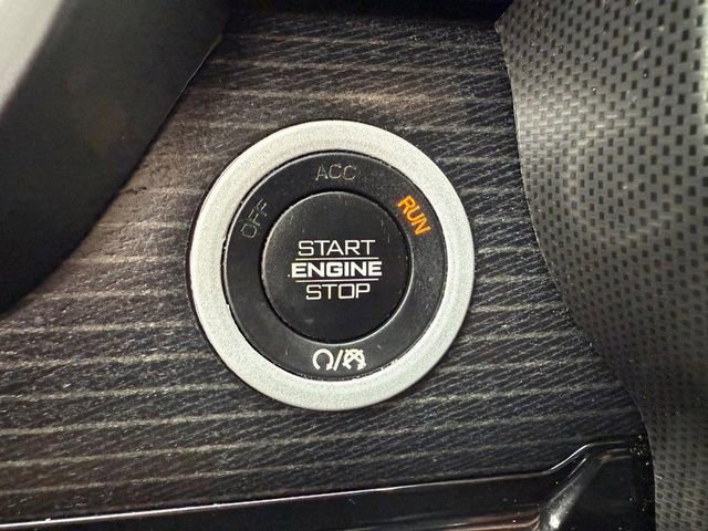 Used 2023 RAM 1500 Limited image 22