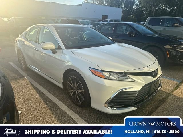 Used 2023 Toyota Camry XLE w/ Navigation Package