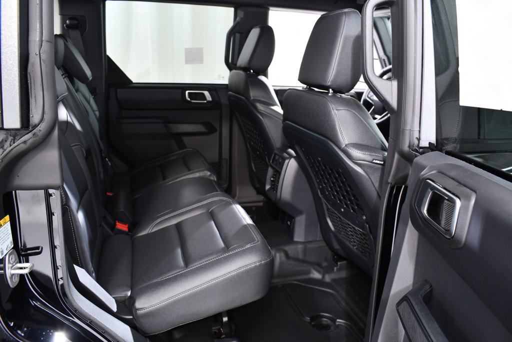 New 2025 Ford Bronco Badlands image 19