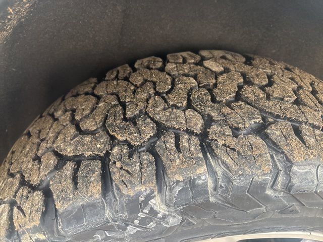 Used 2014 Jeep Grand Cherokee Limited w/ Trailer Tow Group IV image 8