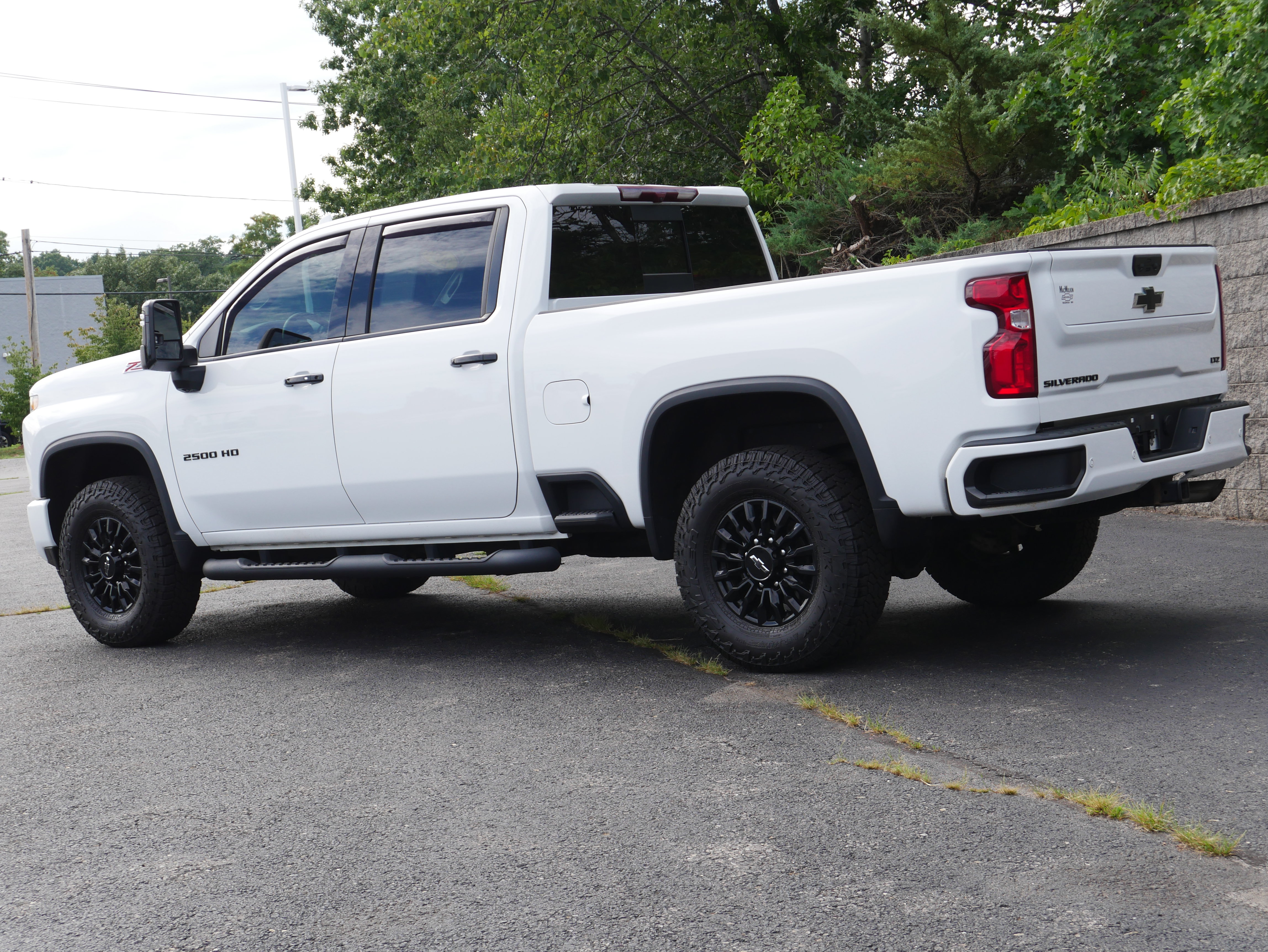 Certified 2023 Chevrolet Silverado 2500 LTZ w/ LTZ Plus Package AWD/4WD image 4