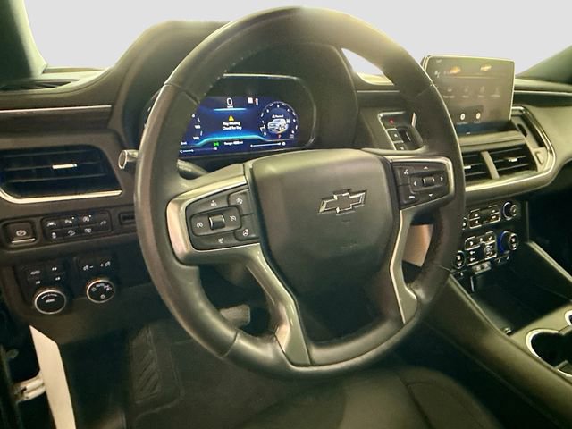 Used 2022 Chevrolet Tahoe Z71 w/ Luxury Package AWD/4WD image 12