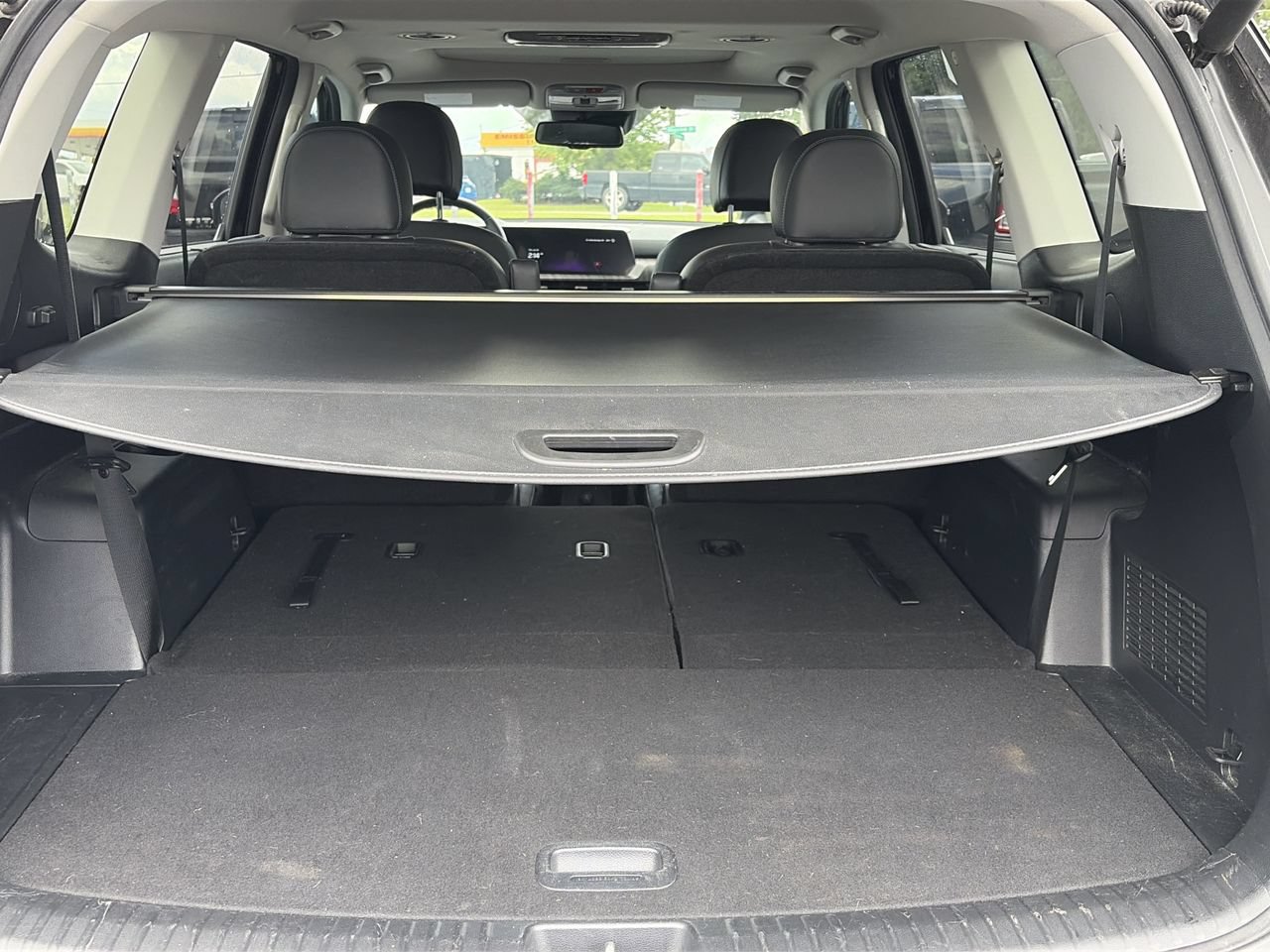 Used 2024 Kia Telluride EX w/ EX Captain's Chair Package FWD image 32
