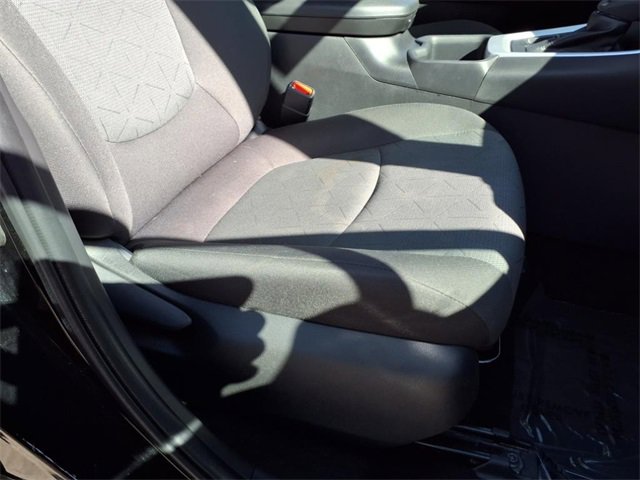 Used 2024 Toyota RAV4 XLE image 93