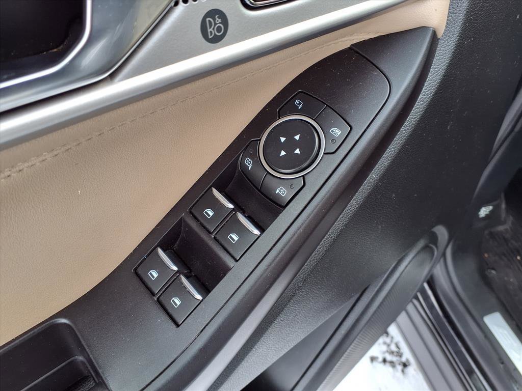 Used 2020 Ford Explorer Limited w/ Class III Trailer Tow Package AWD/4WD image 32