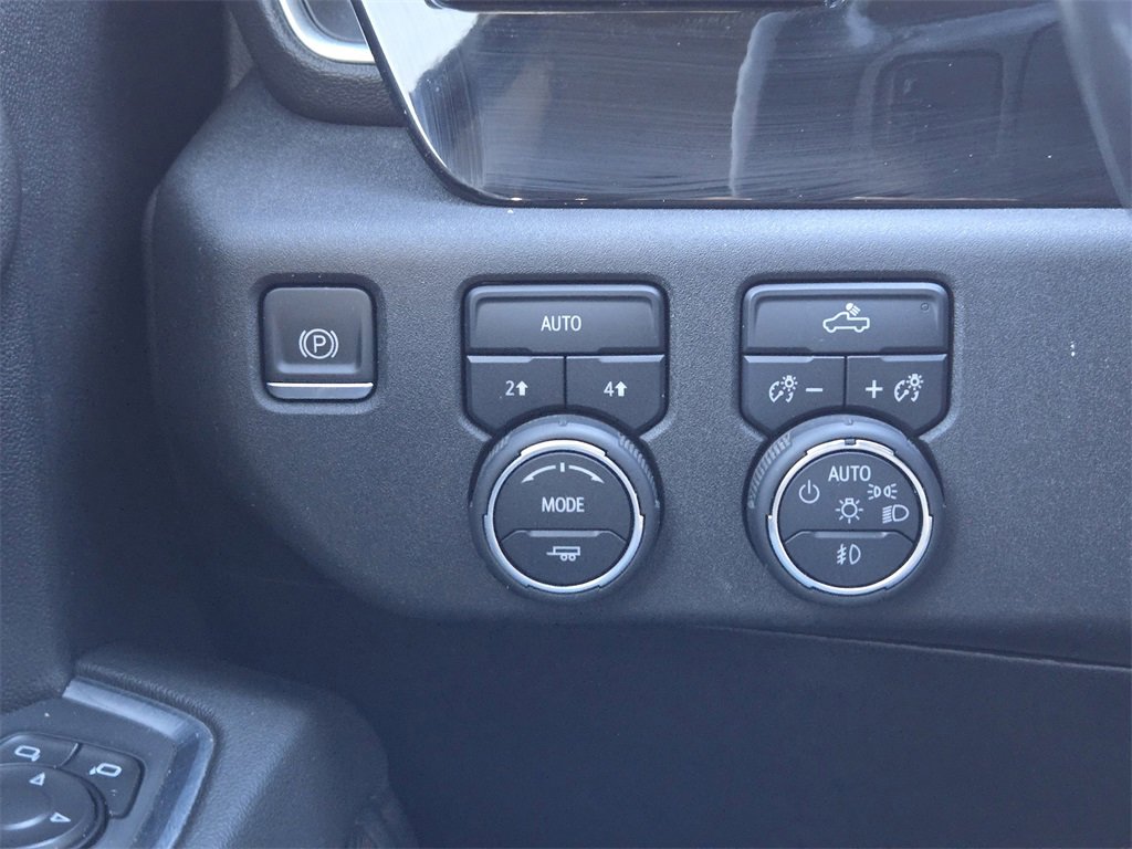 Used 2022 Chevrolet Silverado 1500 RST image 17