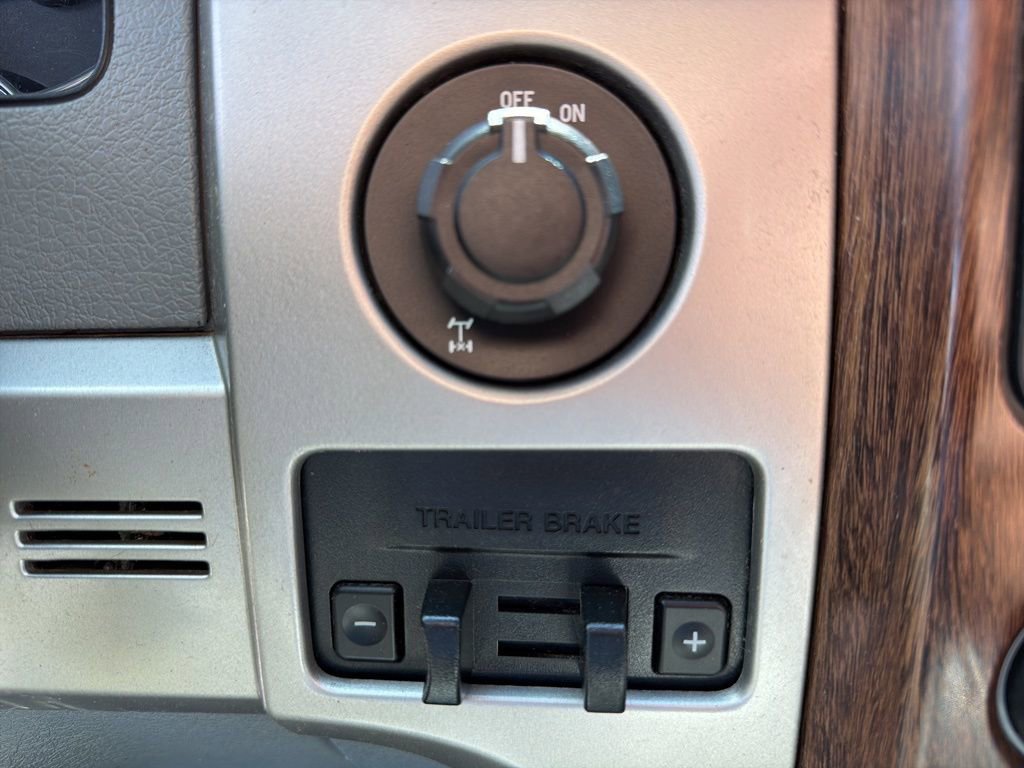 Used 2013 Ford F150 Lariat w/ Mid Equipment Group RWD image 44