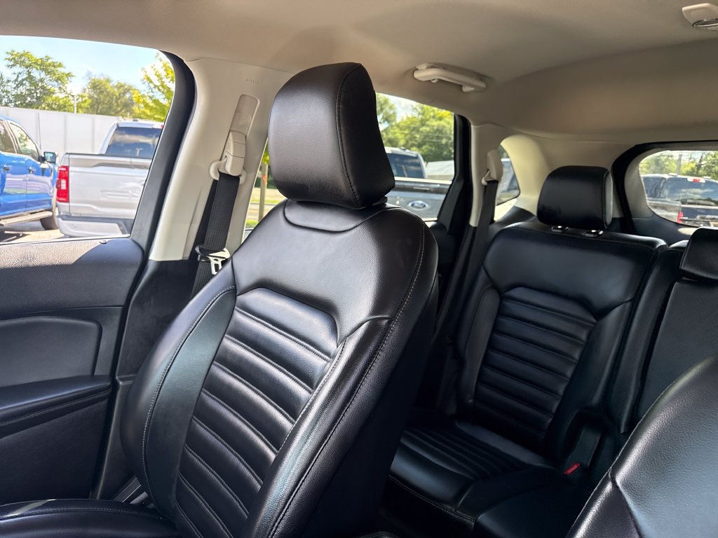 Used 2024 Ford Edge SEL AWD/4WD image 38