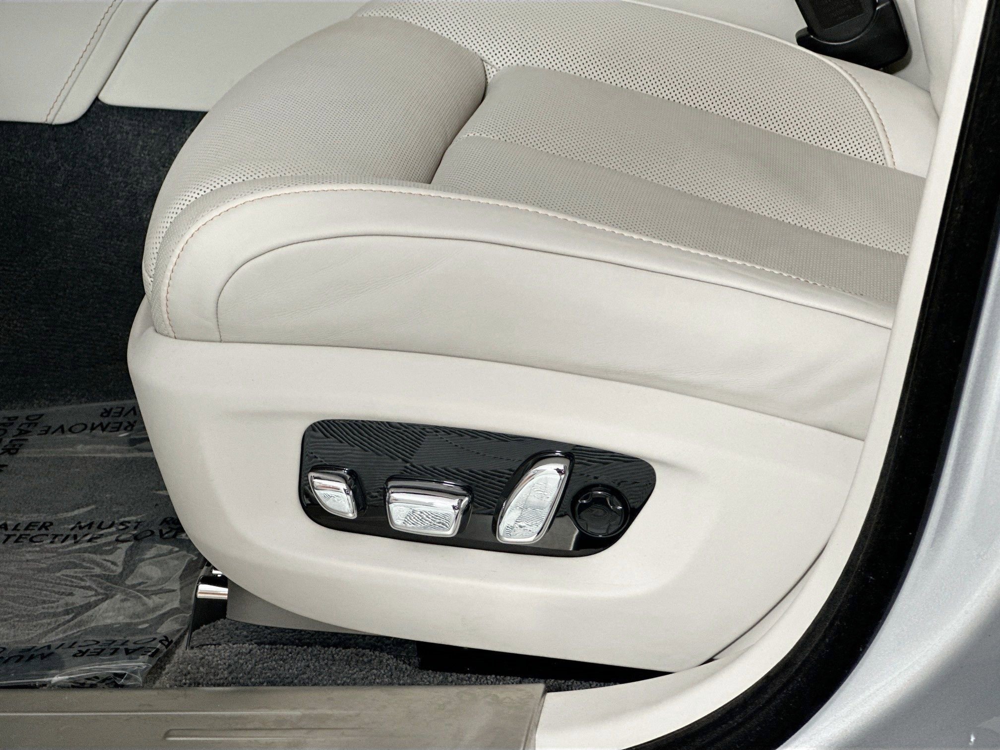 Certified 2026 Rolls-Royce Ghost AWD/4WD image 20