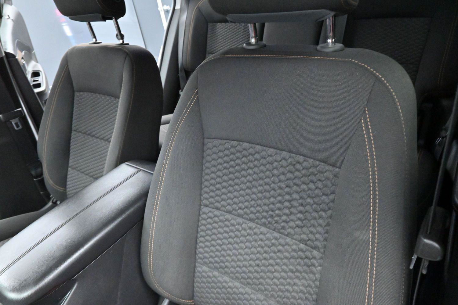 Used 2020 GMC Terrain SLE w/ Driver Convenience Package AWD/4WD image 15