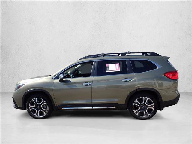 Used 2023 Subaru Ascent Touring AWD/4WD image 2