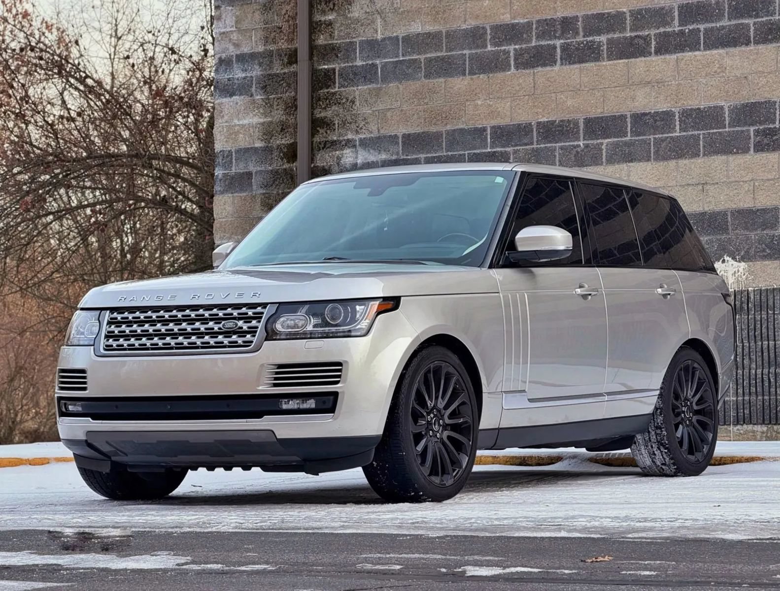 Used 2016 Land Rover Range Rover Supercharged AWD/4WD image 8