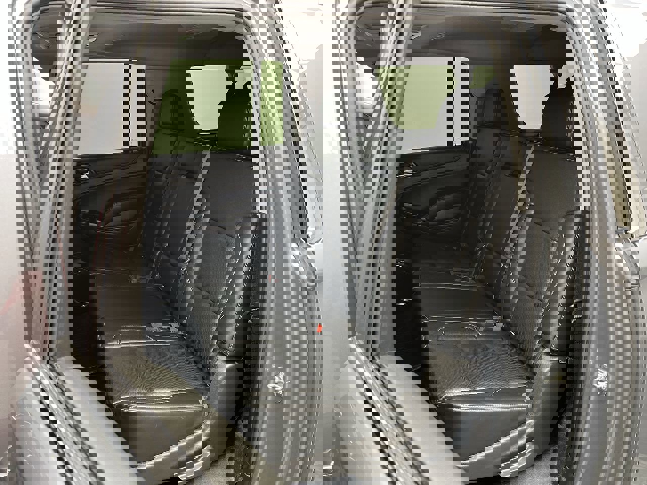 Used 2020 GMC Yukon XL SLT w/ Premium Edition image 13