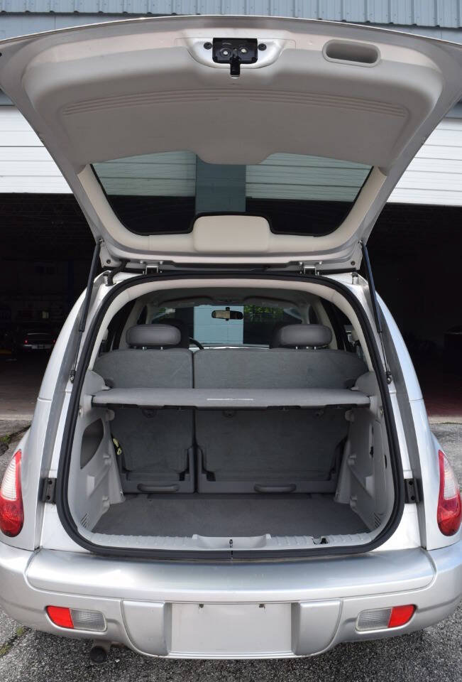 Used 2006 Chrysler PT Cruiser Touring FWD image 39