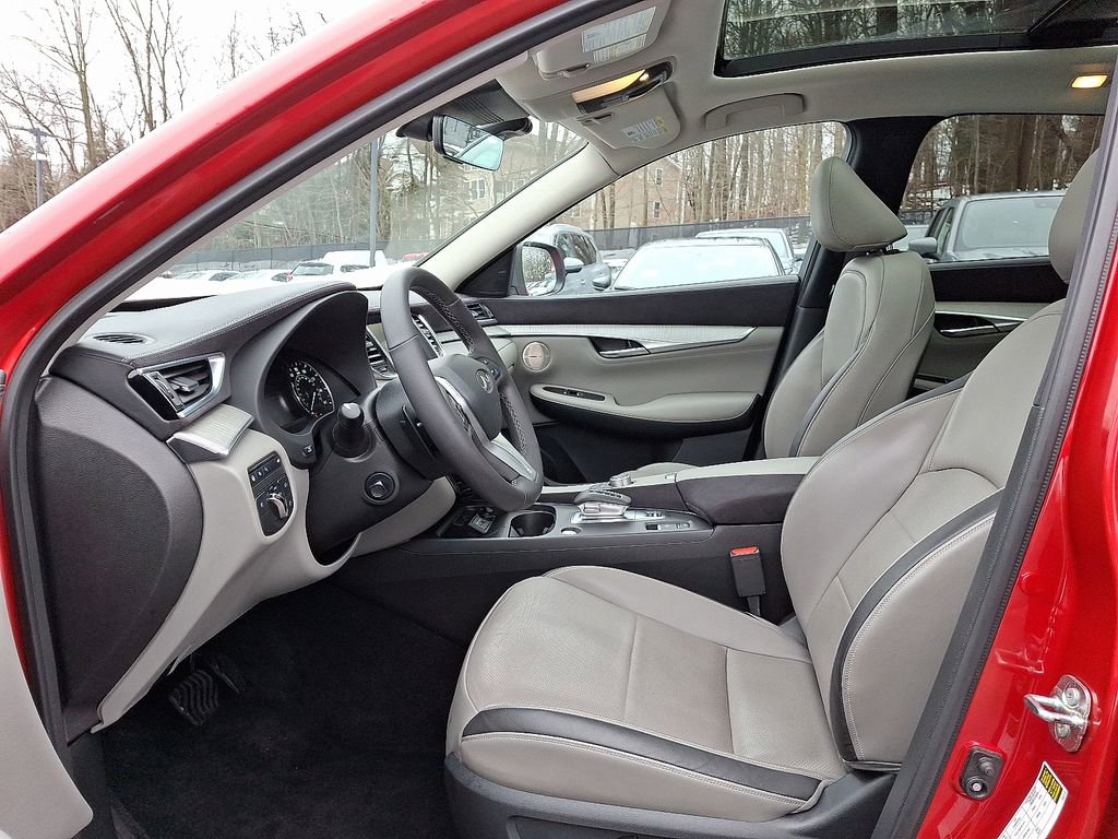 Used 2023 INFINITI QX50 Sensory w/ Accent Package AWD/4WD image 14