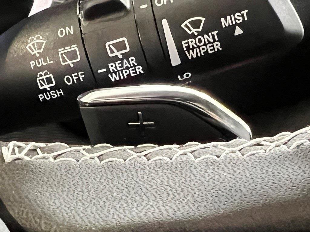 New 2025 Jeep Grand Cherokee L Laredo w/ Luxury Tech Group I image 25