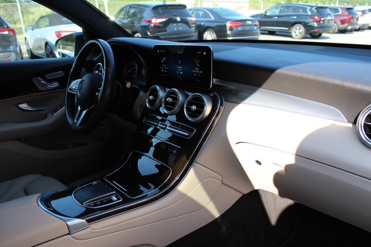 Used 2021 Mercedes-Benz GLC 300 4MATIC Coupe image 15