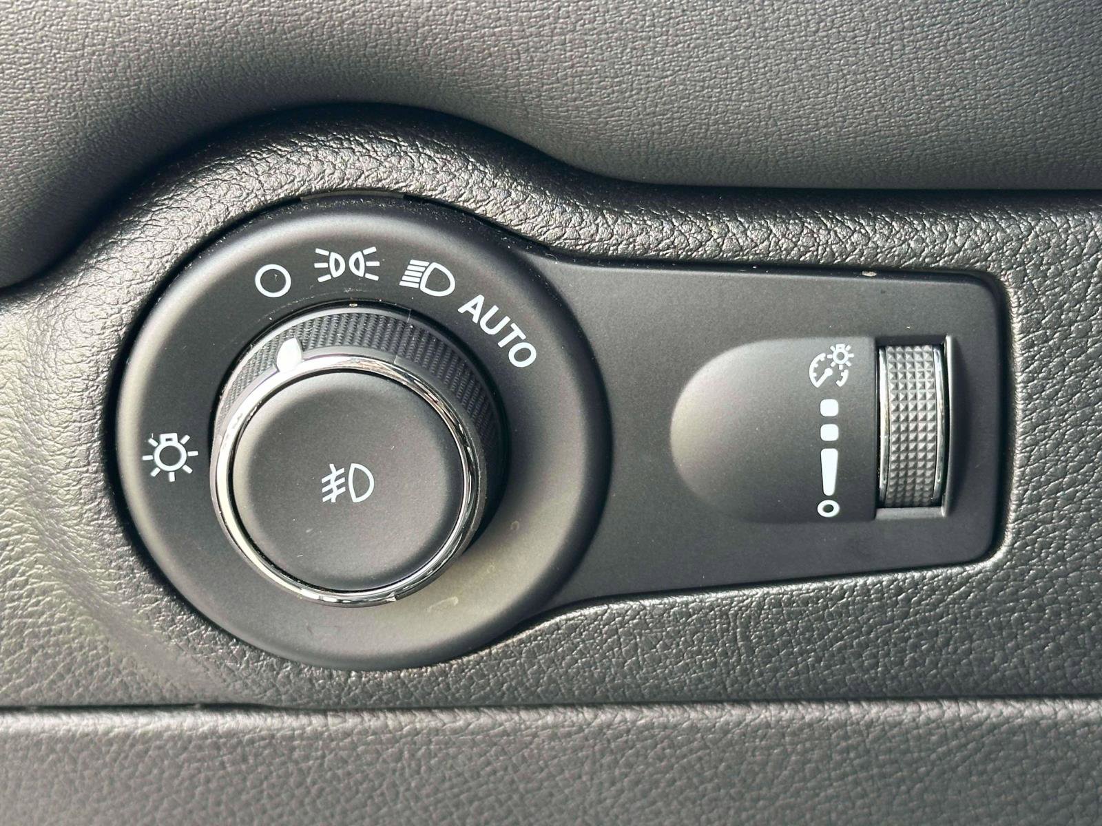 Used 2023 Dodge Durango Citadel image 19