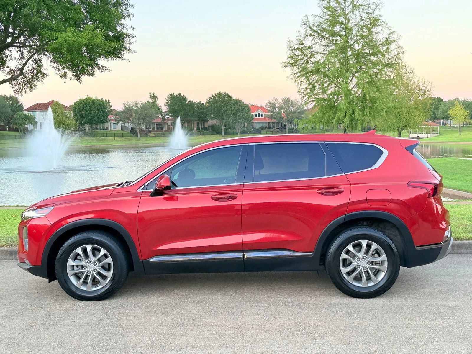 Used 2019 Hyundai Santa Fe SEL image 20
