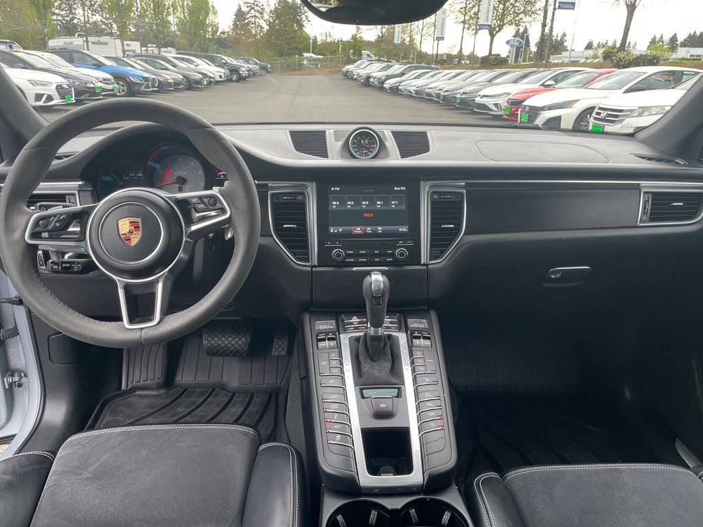Used 2017 Porsche Macan GTS AWD/4WD image 21