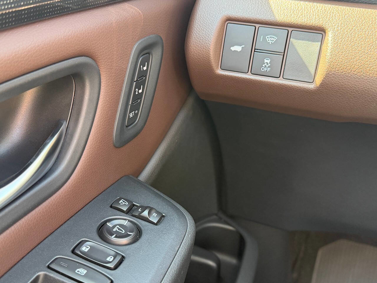 Used 2023 Honda Pilot Elite image 14