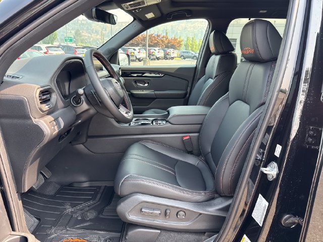 Certified 2026 Honda Pilot TrailSport image 17