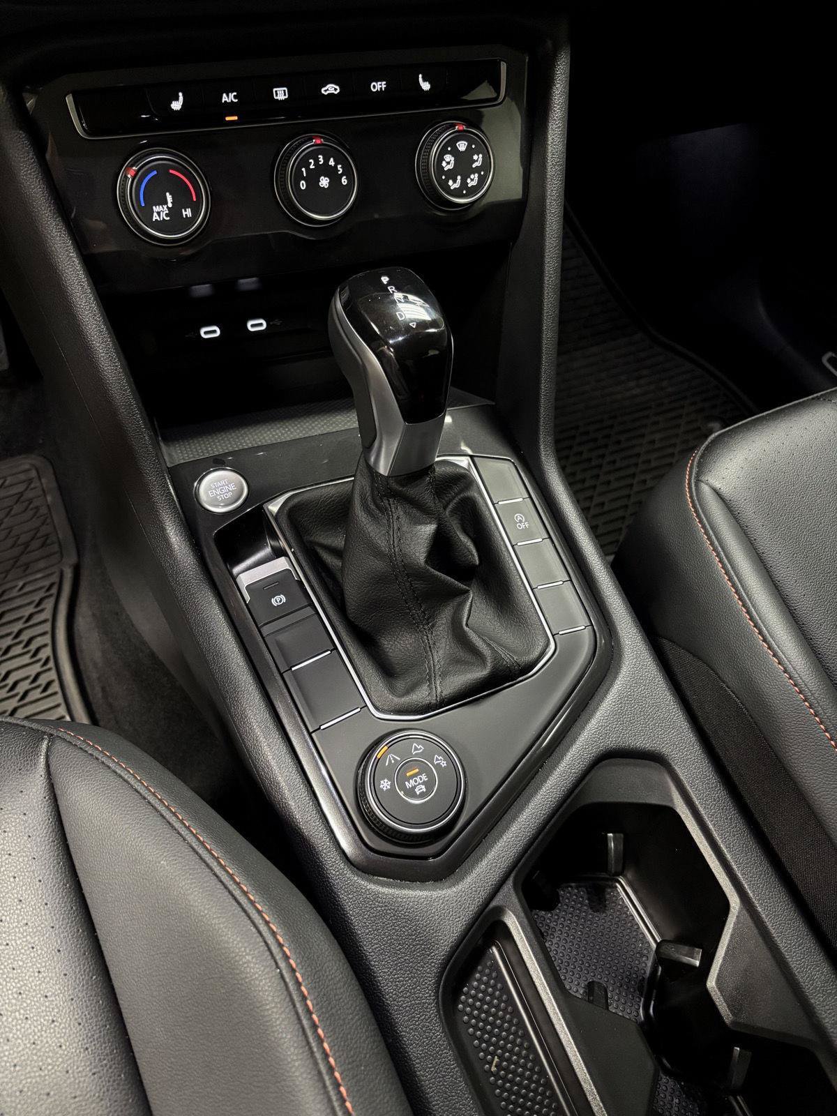 Used 2024 Volkswagen Tiguan Wolfsburg Edition AWD/4WD image 20