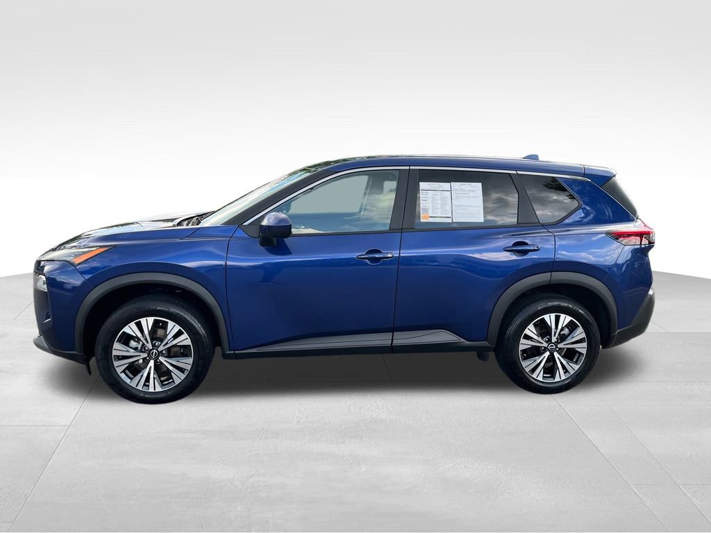 Used 2023 Nissan Rogue SV image 4