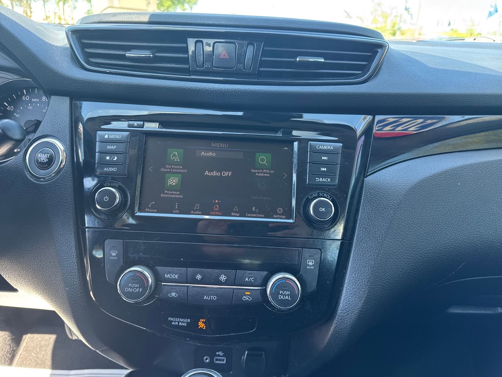 Used 2022 Nissan Rogue Sport SL image 19