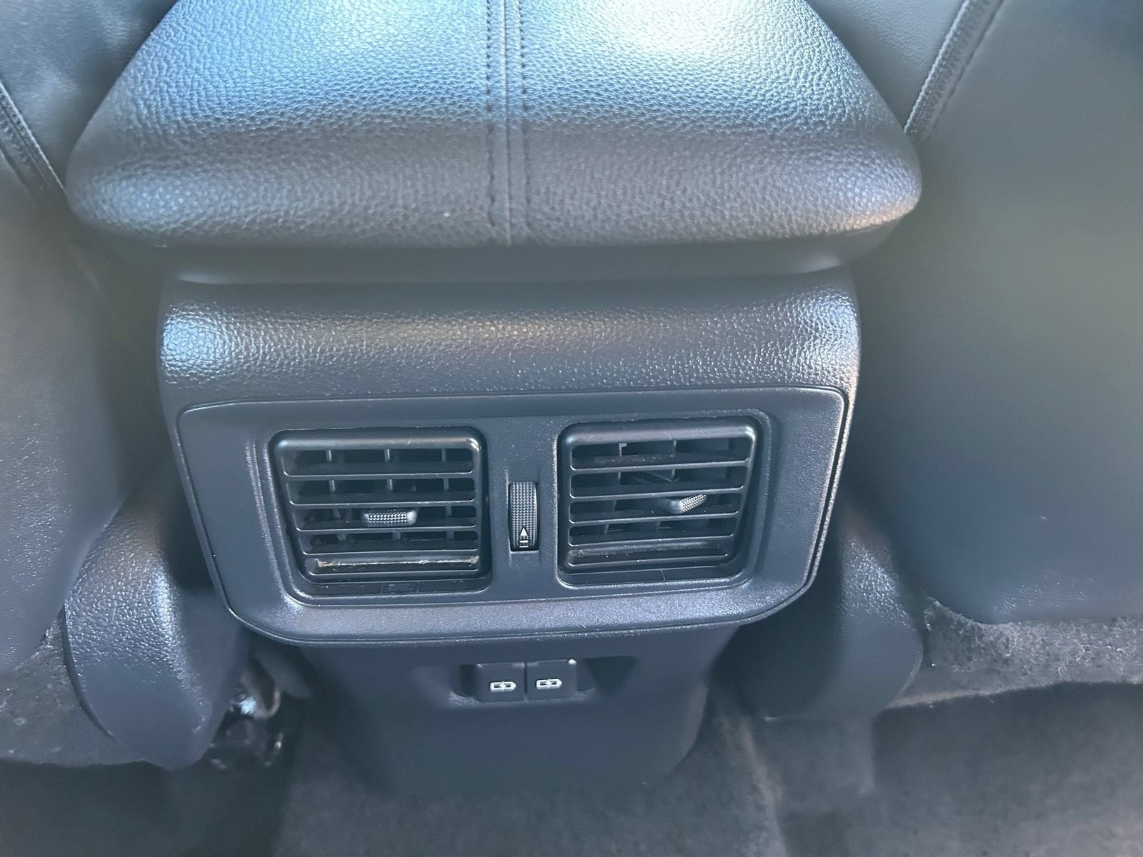 Used 2024 Toyota RAV4 Adventure AWD/4WD image 17