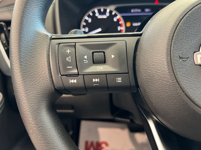 Used 2022 Nissan Rogue SV AWD/4WD image 26