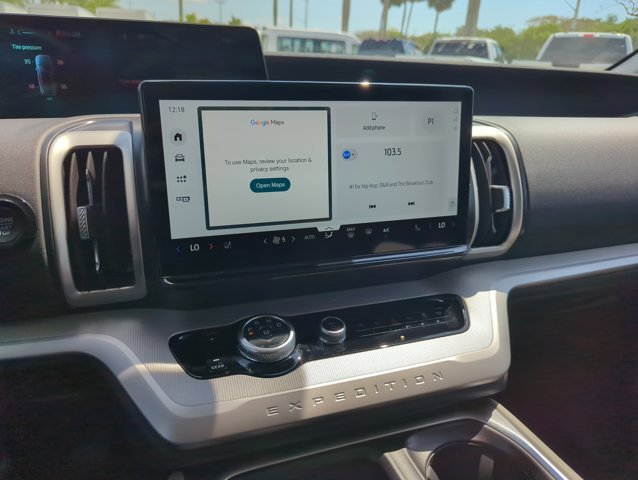 New 2026 Ford Expedition Active RWD image 14